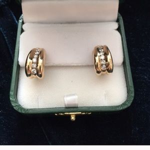 Beautiful earrings solid gold and Diamonds 14k yellow gold natural diamonds!